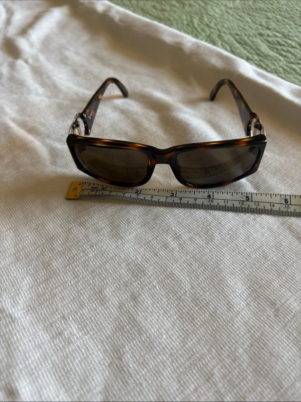 CHANEL classic sunglasses